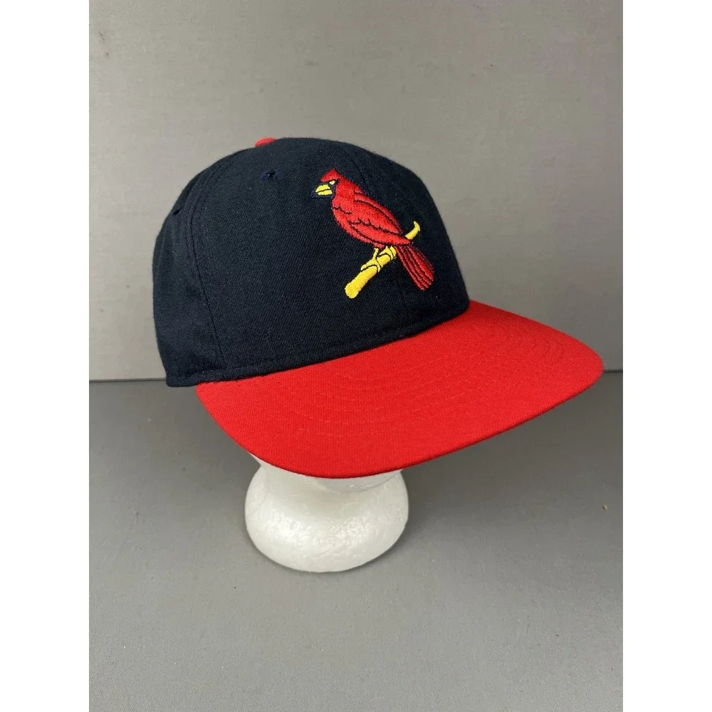 Vintage St Louis Cardinals MLB Fitted Hat Size 7 Roman Pro Leather Band